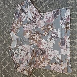 Boutique long sleeve - floral tee - size 3x